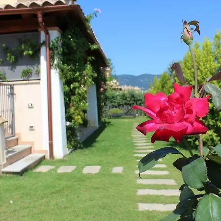 Acquachiara Oda ve Kahvaltı Villasimius